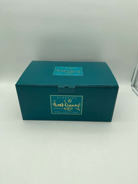 Walt Disney Classics Collection Other - WDCC Pete's Dragon Elliott Disneyland Main Street Electrical Parade Figurine CO